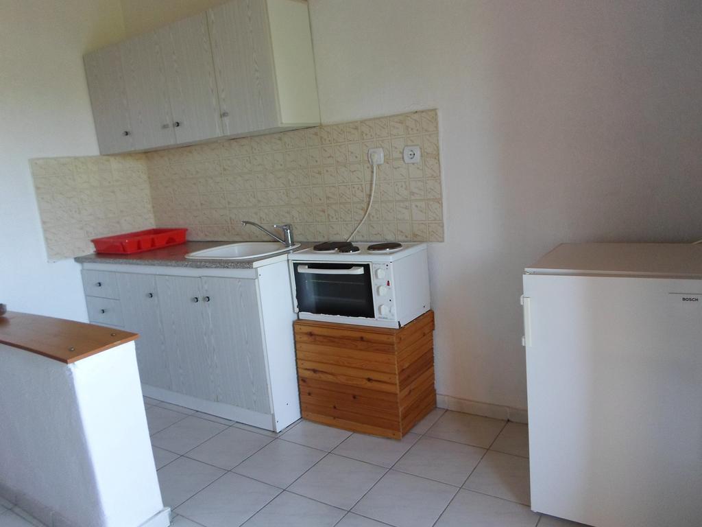 Bozelia Apartments โตโรนี ห้อง รูปภาพ